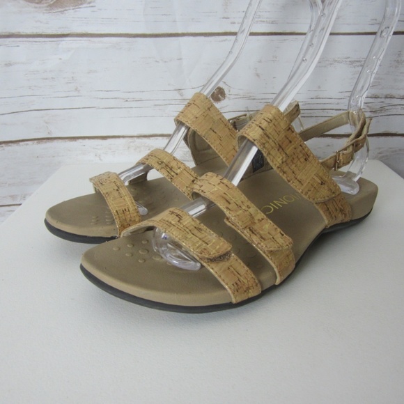 vionic womens wide shoes